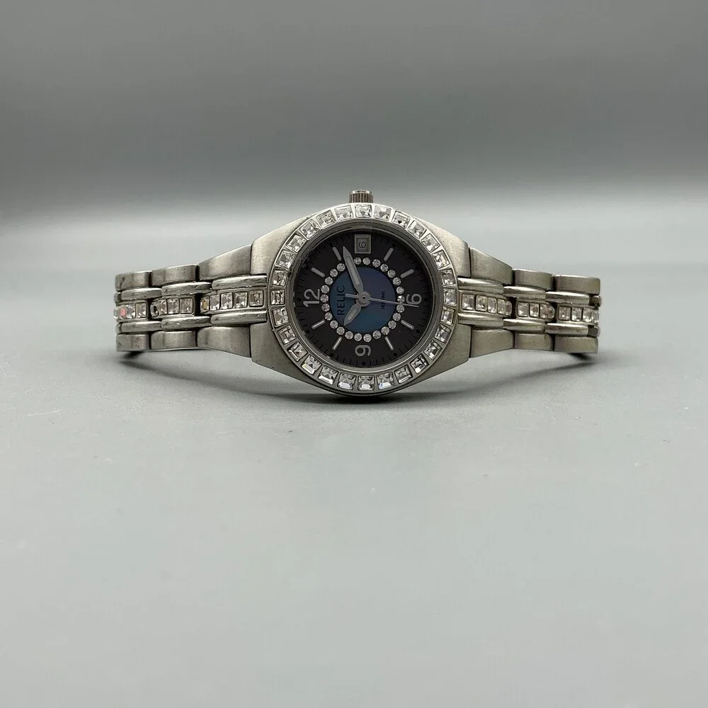 Relic ZR11774 Womens Watch 26mm Blue Gray Crystals Silver Tone New Battery 6.75